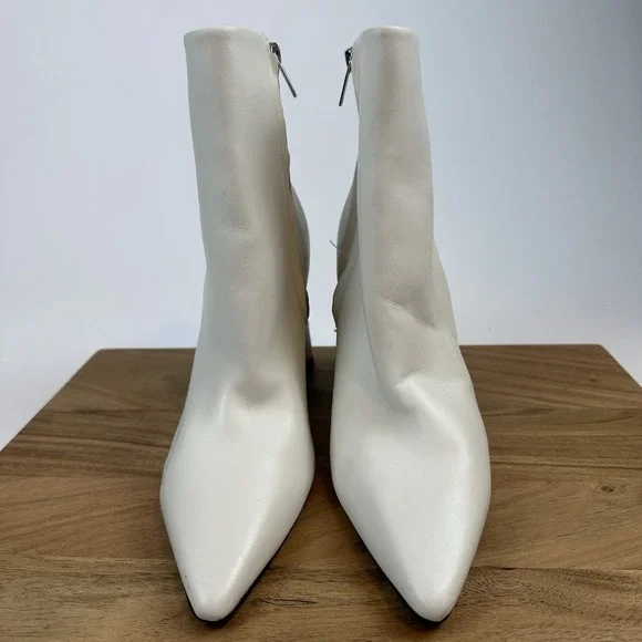 New Womens Marc Fisher LTD Codyy White Leather Flared Heel Ankle Boots Size 11 M - Picture 3 of 10